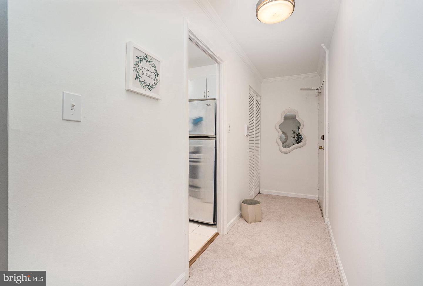 1923 WILSON LN #102, MCLEAN, Virginia 22102, 1 Bedroom Bedrooms, 5 Rooms Rooms,1 BathroomBathrooms,Residential,For sale,1923 WILSON LN #102,VAFX2258910 MLS # VAFX2258910