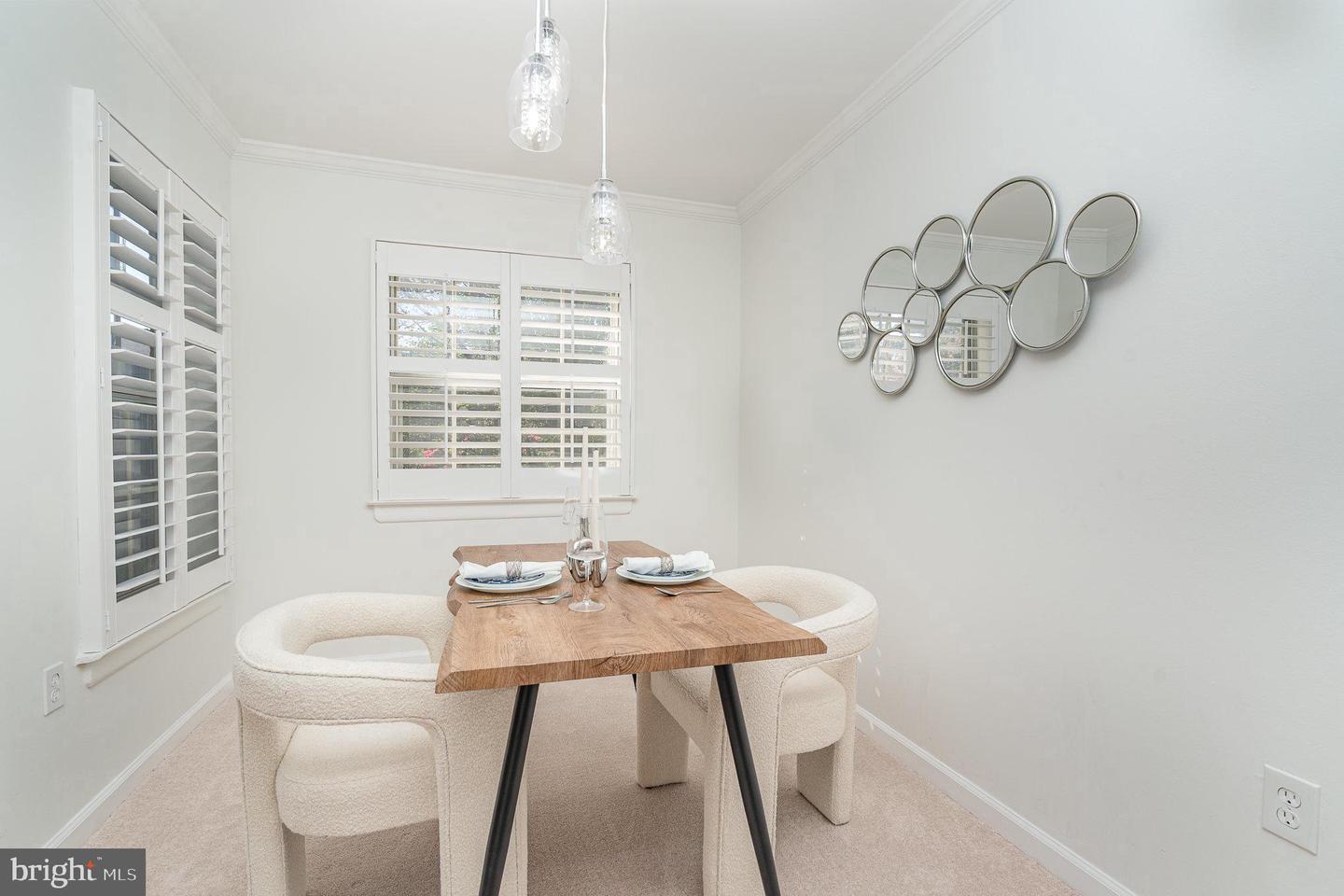 1923 WILSON LN #102, MCLEAN, Virginia 22102, 1 Bedroom Bedrooms, 5 Rooms Rooms,1 BathroomBathrooms,Residential,For sale,1923 WILSON LN #102,VAFX2258910 MLS # VAFX2258910