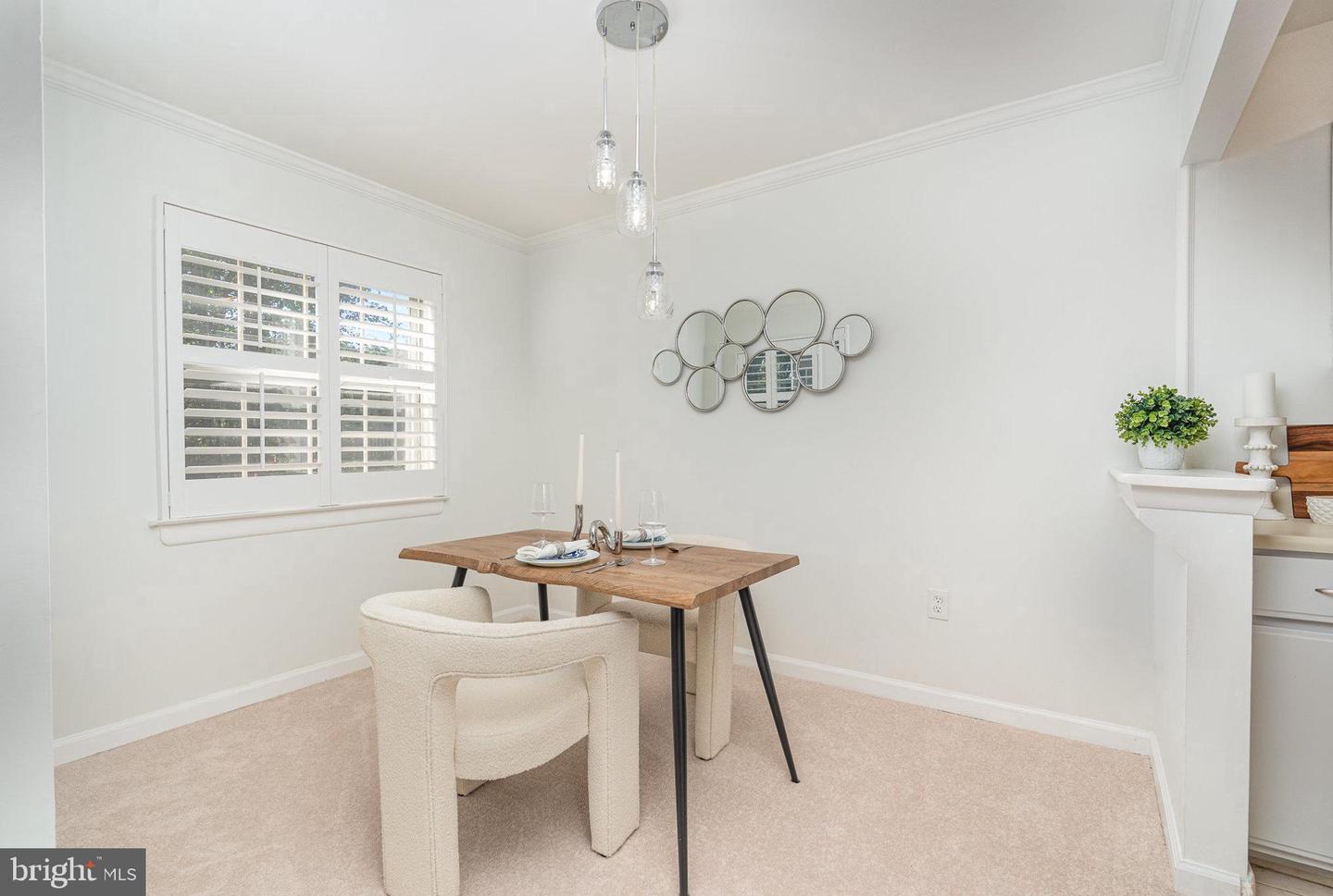 1923 WILSON LN #102, MCLEAN, Virginia 22102, 1 Bedroom Bedrooms, 5 Rooms Rooms,1 BathroomBathrooms,Residential,For sale,1923 WILSON LN #102,VAFX2258910 MLS # VAFX2258910