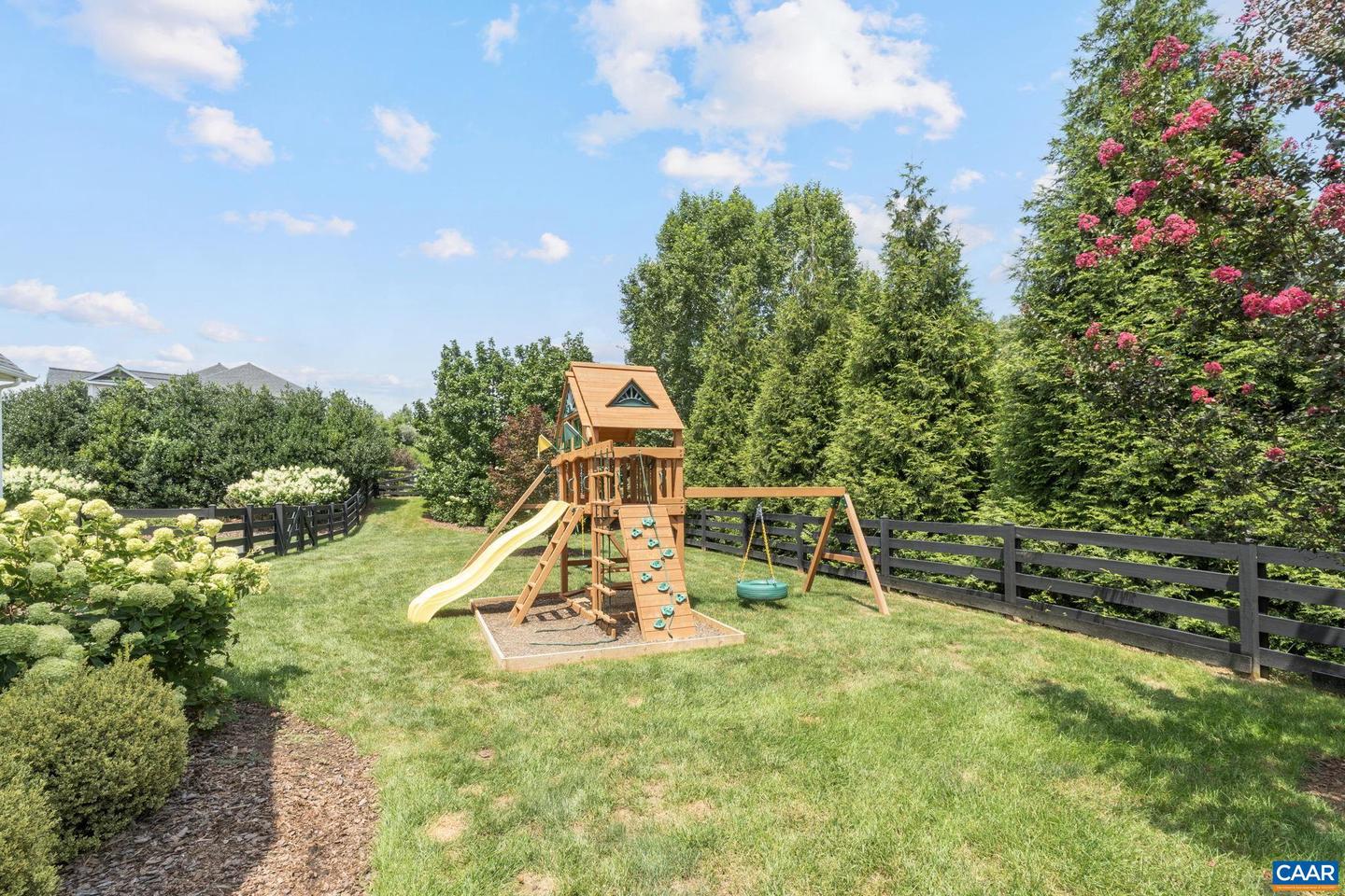 1749 HYLAND CREEK CIR, CHARLOTTESVILLE, Virginia 22911, 5 Bedrooms Bedrooms, ,3 BathroomsBathrooms,Residential,For sale,1749 HYLAND CREEK CIR,667407 MLS # 667407