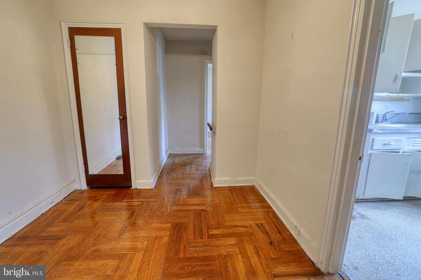 20 CHESAPEAKE ST SE #41, WASHINGTON, District Of Columbia 20032, 1 Bedroom Bedrooms, ,1 BathroomBathrooms,Residential,For sale,20 CHESAPEAKE ST SE #41,DCDC2213424 MLS # DCDC2213424