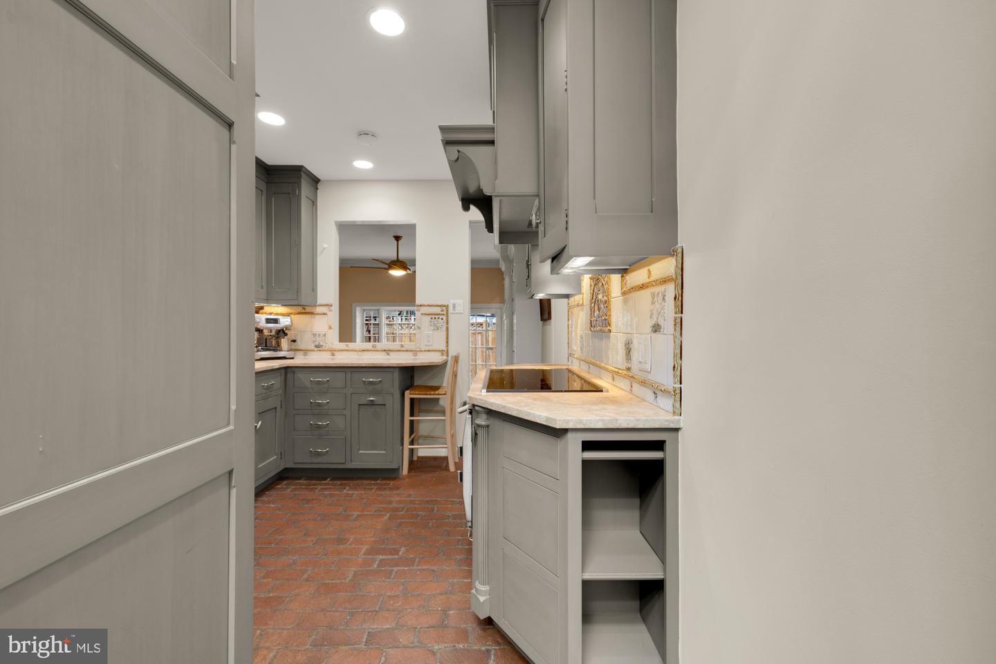624 S PITT ST #1/2, ALEXANDRIA, Virginia 22314, 3 Bedrooms Bedrooms, ,2 BathroomsBathrooms,Residential,For sale,624 S PITT ST #1/2,VAAX2048172 MLS # VAAX2048172