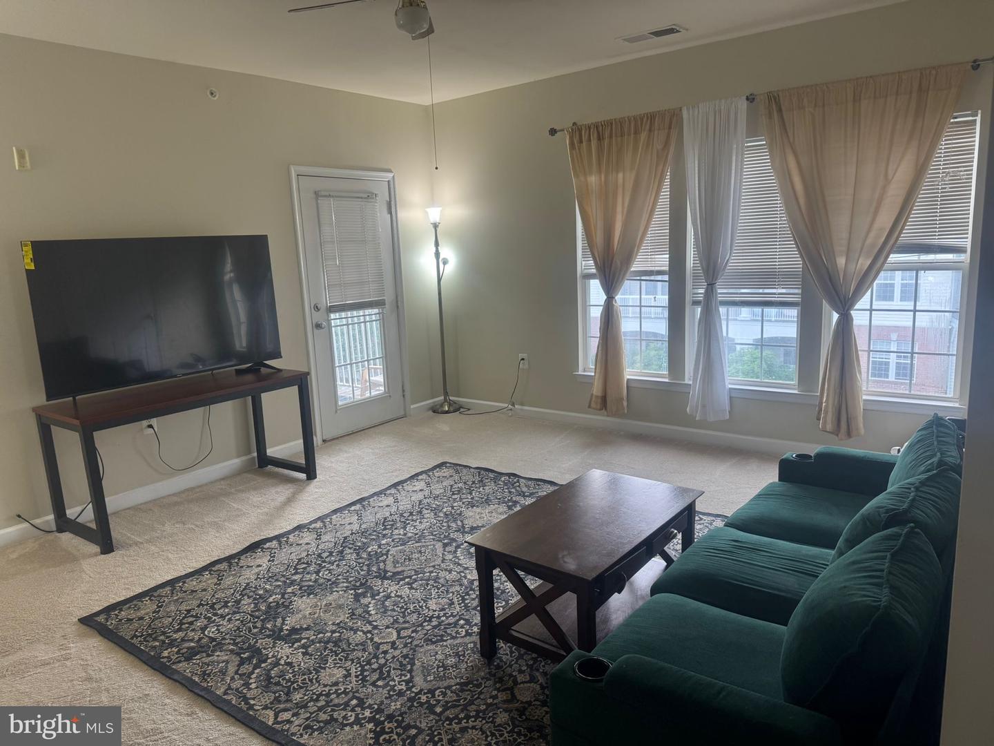 22668 BLUE ELDER TER #304, BRAMBLETON, Virginia 20148, 1 Bedroom Bedrooms, ,1 BathroomBathrooms,Residential,For sale,22668 BLUE ELDER TER #304,VALO2103784 MLS # VALO2103784