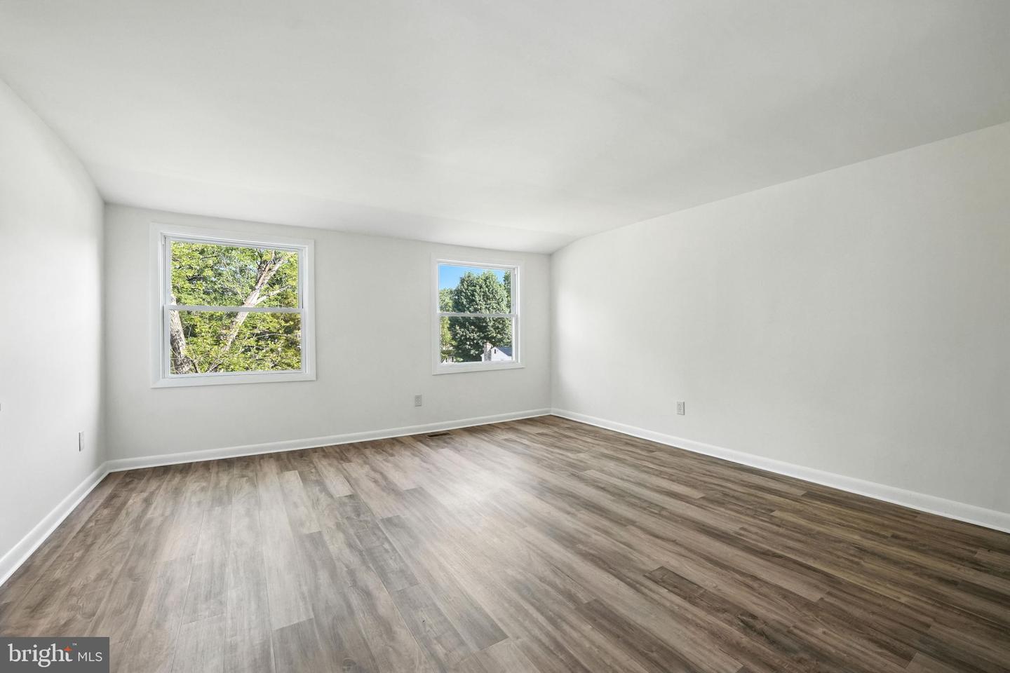 13874 MONTOCLAIR LN, WOODBRIDGE, Virginia 22193, 4 Bedrooms Bedrooms, ,3 BathroomsBathrooms,Residential,For sale,13874 MONTOCLAIR LN,VAPW2100666 MLS # VAPW2100666