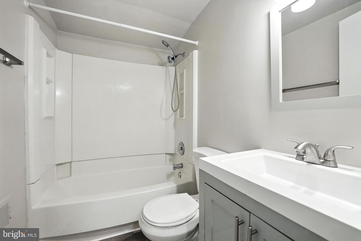 13874 MONTOCLAIR LN, WOODBRIDGE, Virginia 22193, 4 Bedrooms Bedrooms, ,3 BathroomsBathrooms,Residential,For sale,13874 MONTOCLAIR LN,VAPW2100666 MLS # VAPW2100666