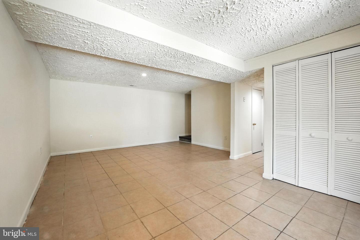 13874 MONTOCLAIR LN, WOODBRIDGE, Virginia 22193, 4 Bedrooms Bedrooms, ,3 BathroomsBathrooms,Residential,For sale,13874 MONTOCLAIR LN,VAPW2100666 MLS # VAPW2100666