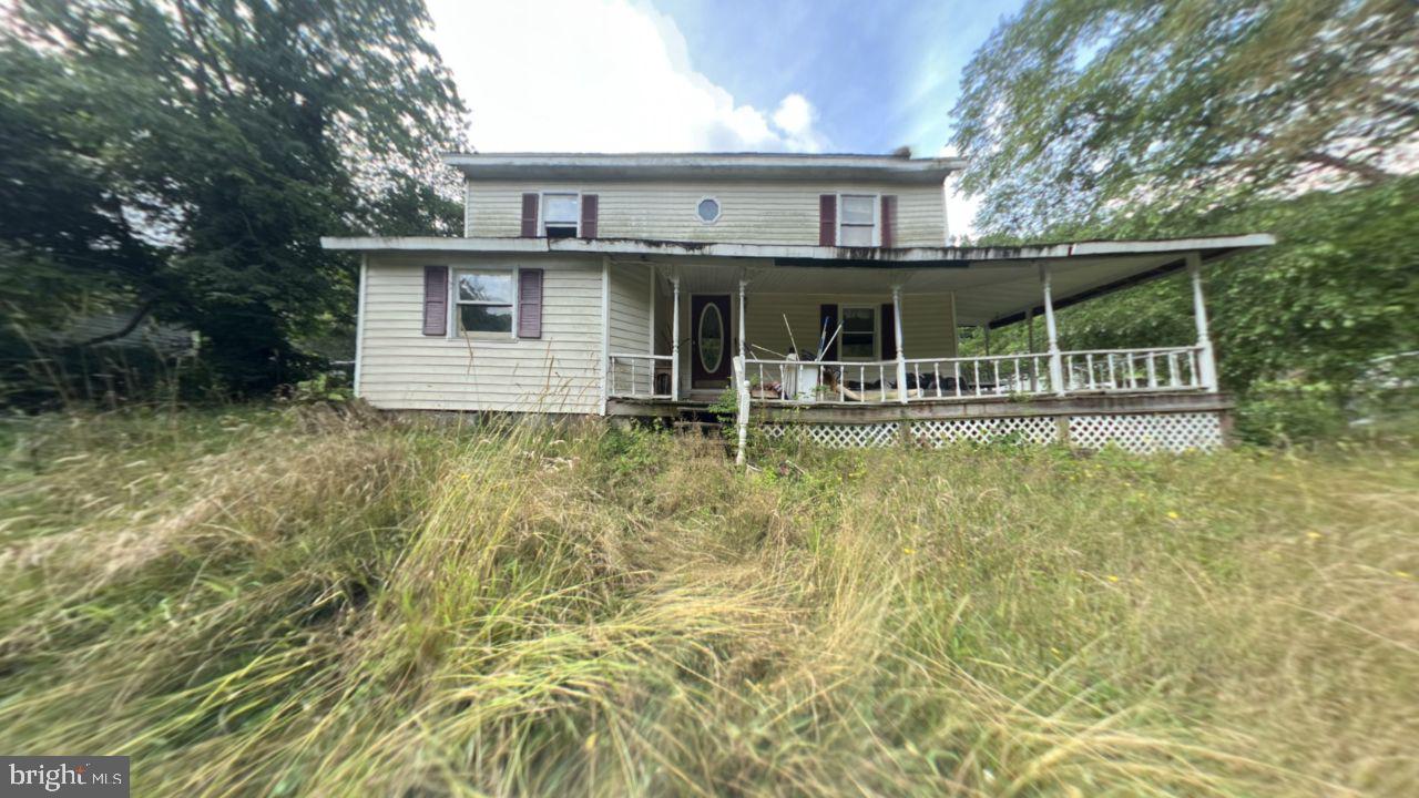 954 WOLF CREEK HWY, NARROWS, Virginia 24124, 3 Bedrooms Bedrooms, ,1 BathroomBathrooms,Residential,For sale,954 WOLF CREEK HWY,VAGI2000014 MLS # VAGI2000014