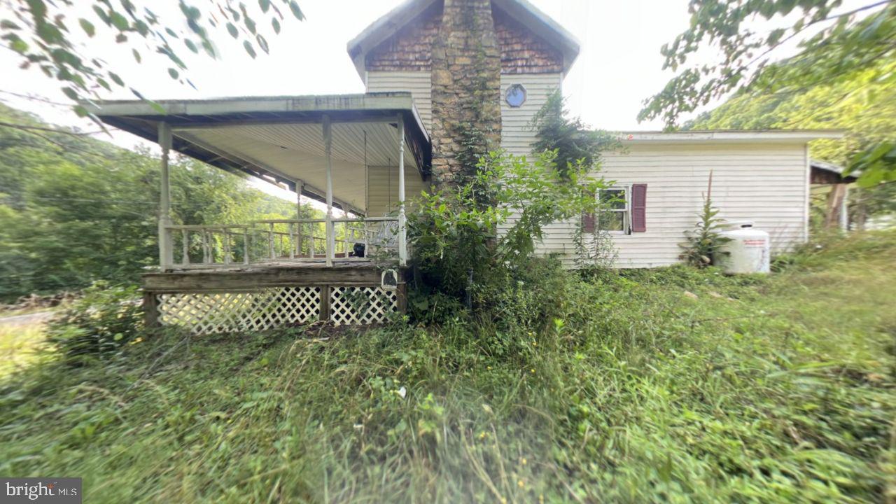 954 WOLF CREEK HWY, NARROWS, Virginia 24124, 3 Bedrooms Bedrooms, ,1 BathroomBathrooms,Residential,For sale,954 WOLF CREEK HWY,VAGI2000014 MLS # VAGI2000014