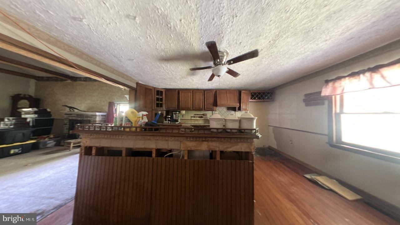954 WOLF CREEK HWY, NARROWS, Virginia 24124, 3 Bedrooms Bedrooms, ,1 BathroomBathrooms,Residential,For sale,954 WOLF CREEK HWY,VAGI2000014 MLS # VAGI2000014