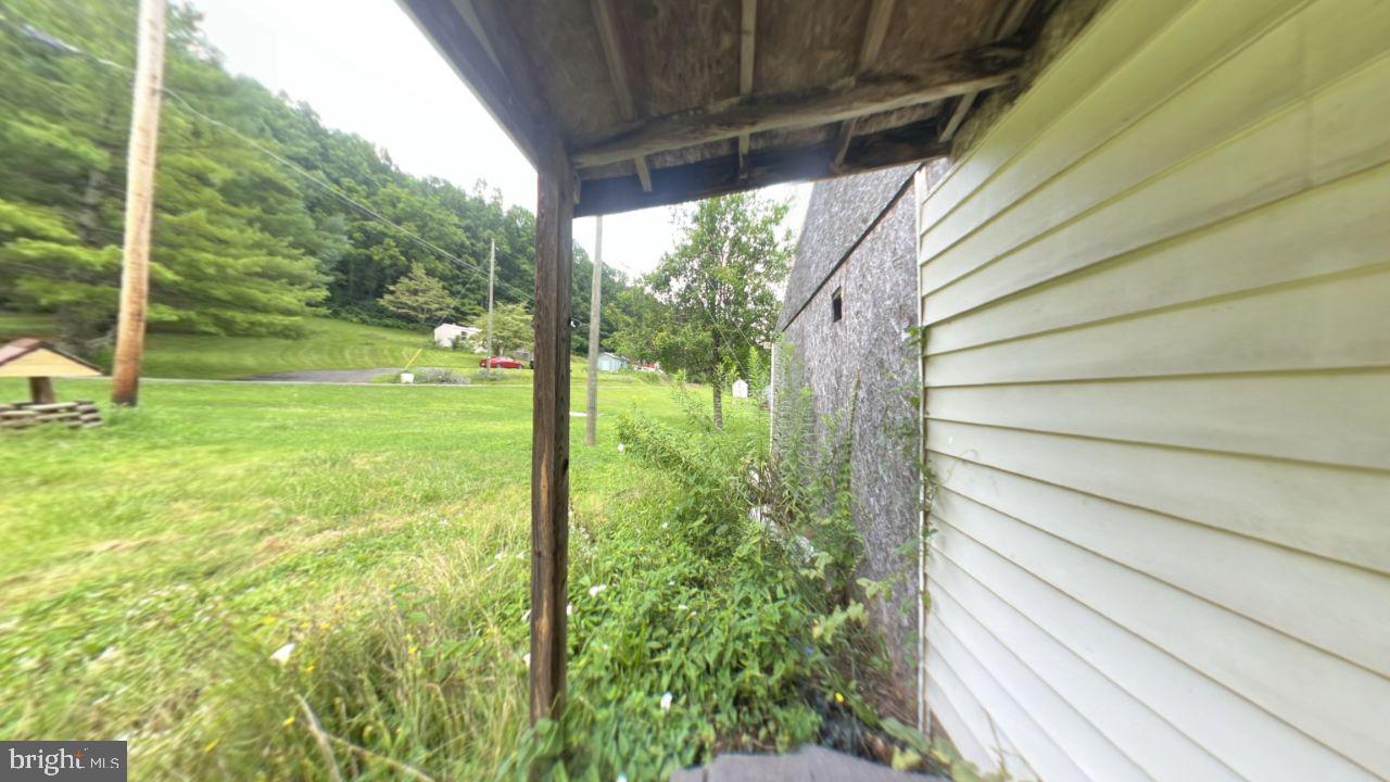 954 WOLF CREEK HWY, NARROWS, Virginia 24124, 3 Bedrooms Bedrooms, ,1 BathroomBathrooms,Residential,For sale,954 WOLF CREEK HWY,VAGI2000014 MLS # VAGI2000014