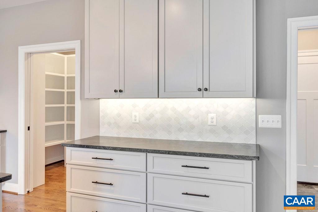3B LONICERA WAY, CHARLOTTESVILLE, Virginia 22911, 4 Bedrooms Bedrooms, ,2 BathroomsBathrooms,Residential,For sale,3B LONICERA WAY,667425 MLS # 667425