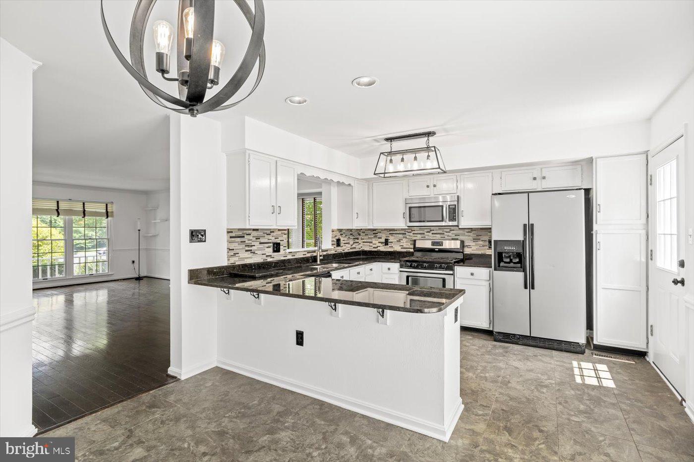12329 MANCHESTER WAY, WOODBRIDGE, Virginia 22192, 3 Bedrooms Bedrooms, ,2 BathroomsBathrooms,Residential,For sale,12329 MANCHESTER WAY,VAPW2100682 MLS # VAPW2100682