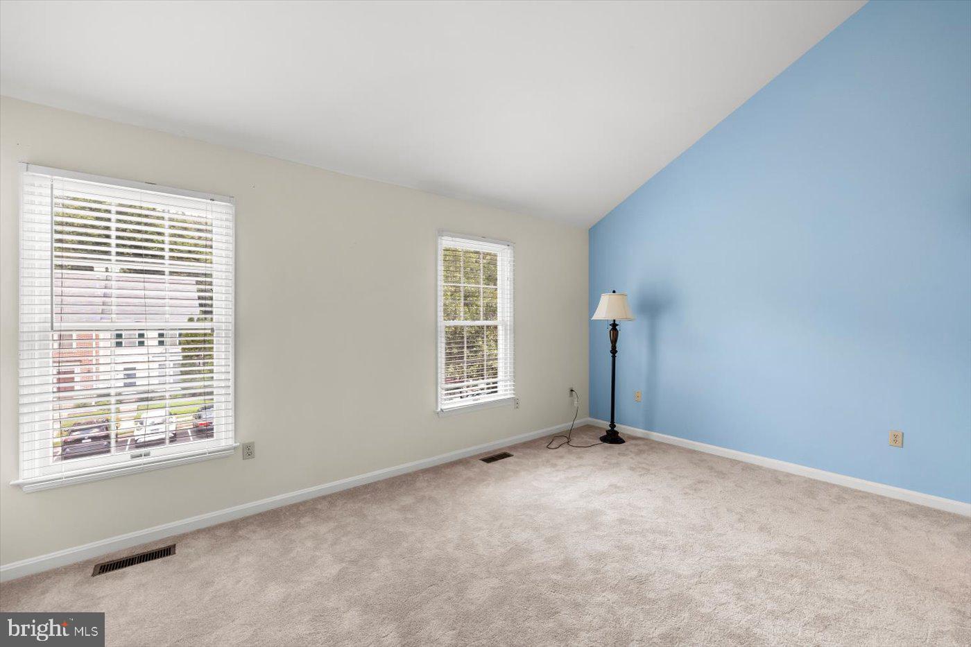 12329 MANCHESTER WAY, WOODBRIDGE, Virginia 22192, 3 Bedrooms Bedrooms, ,2 BathroomsBathrooms,Residential,For sale,12329 MANCHESTER WAY,VAPW2100682 MLS # VAPW2100682