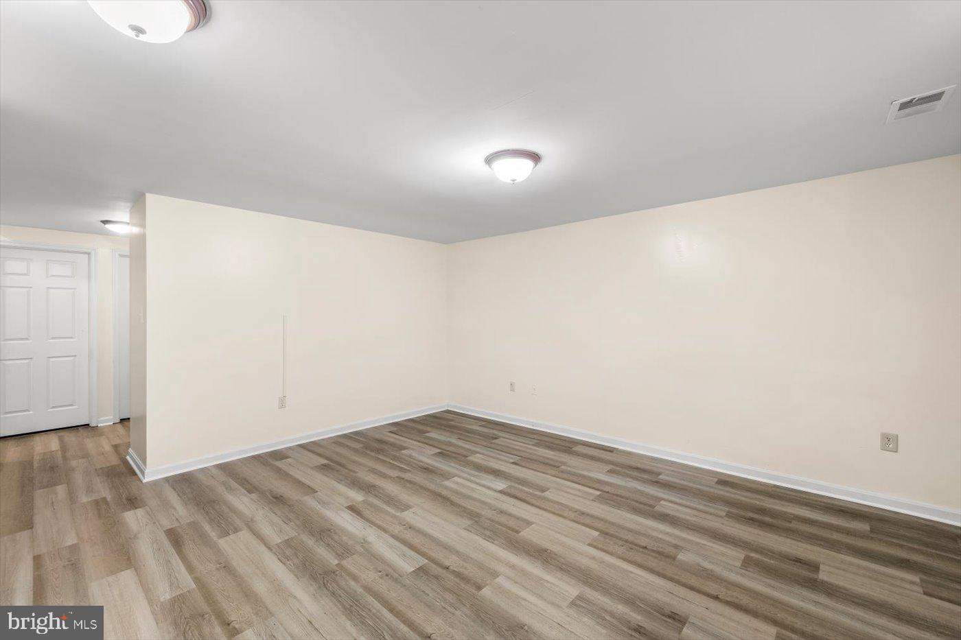 12329 MANCHESTER WAY, WOODBRIDGE, Virginia 22192, 3 Bedrooms Bedrooms, ,2 BathroomsBathrooms,Residential,For sale,12329 MANCHESTER WAY,VAPW2100682 MLS # VAPW2100682