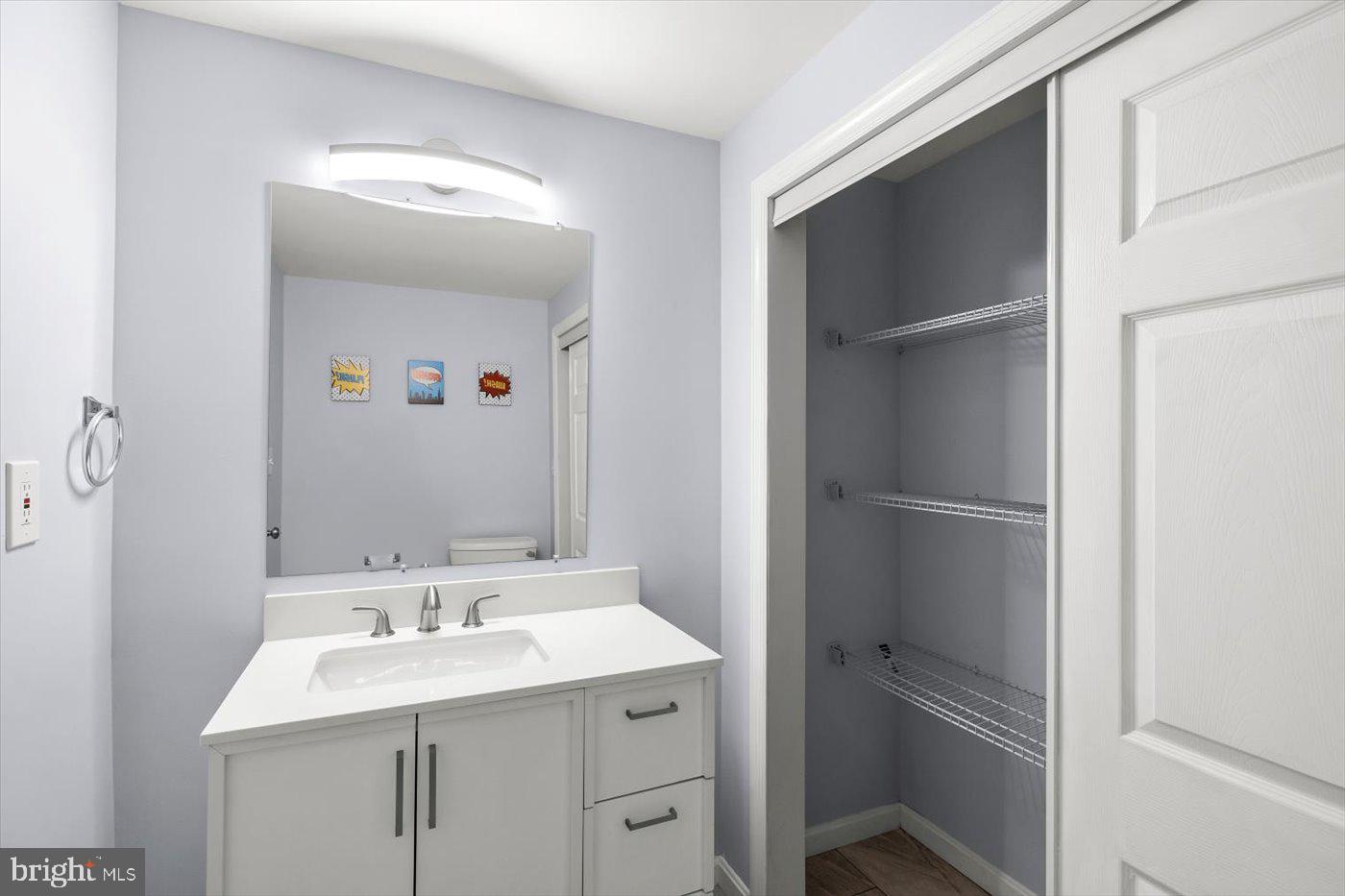 12329 MANCHESTER WAY, WOODBRIDGE, Virginia 22192, 3 Bedrooms Bedrooms, ,2 BathroomsBathrooms,Residential,For sale,12329 MANCHESTER WAY,VAPW2100682 MLS # VAPW2100682