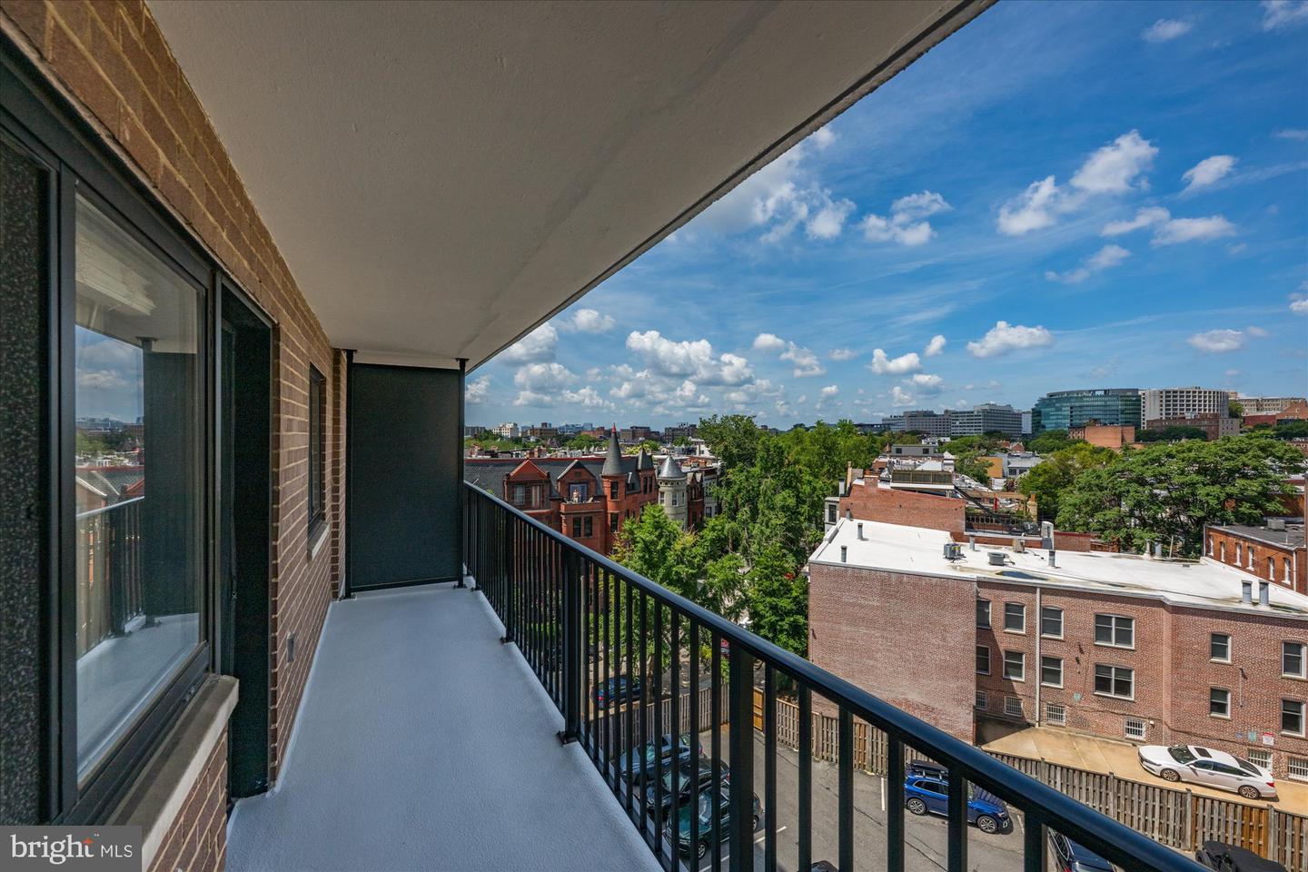 1816 NEW HAMPSHIRE AVE NW #701, WASHINGTON, District Of Columbia 20009, ,1 BathroomBathrooms,Residential,For sale,1816 NEW HAMPSHIRE AVE NW #701,DCDC2213498 MLS # DCDC2213498