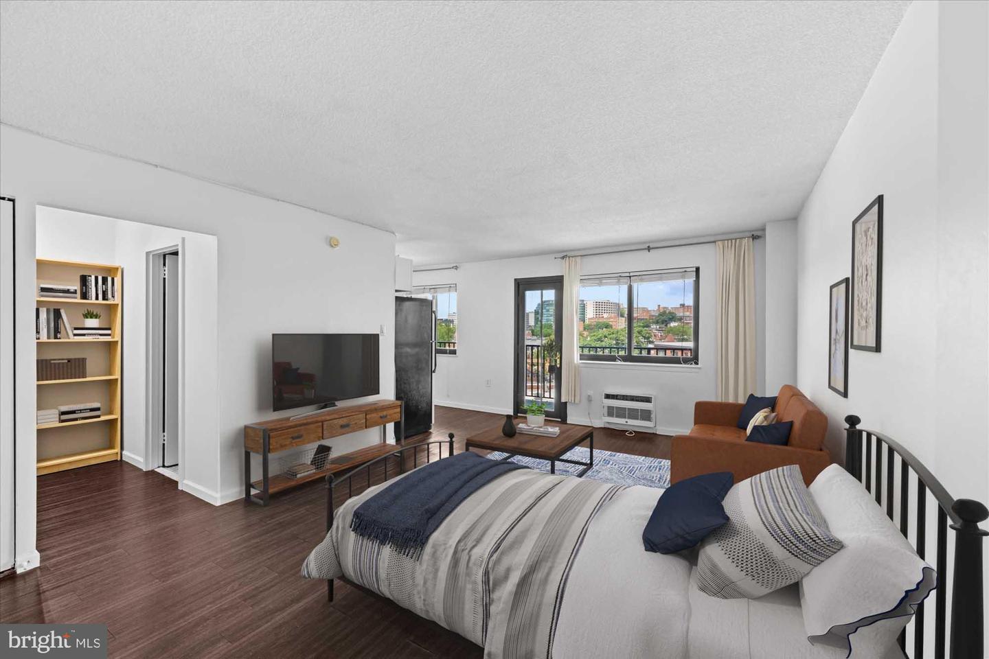 1816 NEW HAMPSHIRE AVE NW #701, WASHINGTON, District Of Columbia 20009, ,1 BathroomBathrooms,Residential,For sale,1816 NEW HAMPSHIRE AVE NW #701,DCDC2213498 MLS # DCDC2213498