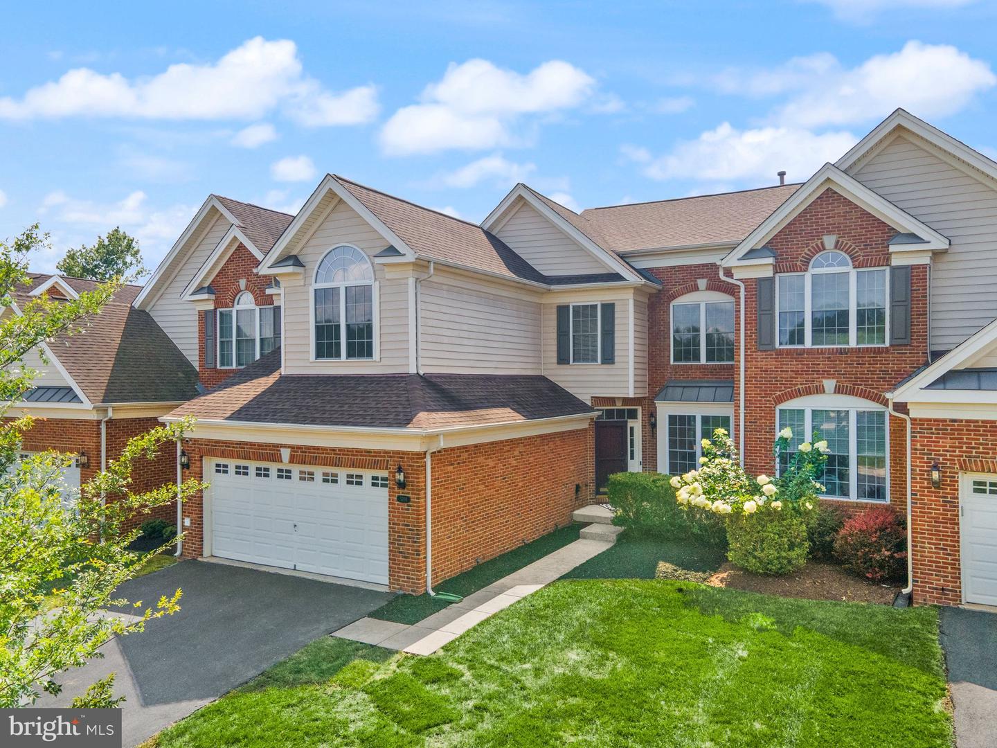 5704 WHEELWRIGHT WAY, HAYMARKET, Virginia 20169, 3 Bedrooms Bedrooms, ,3 BathroomsBathrooms,Residential,For sale,5704 WHEELWRIGHT WAY,VAPW2100684 MLS # VAPW2100684