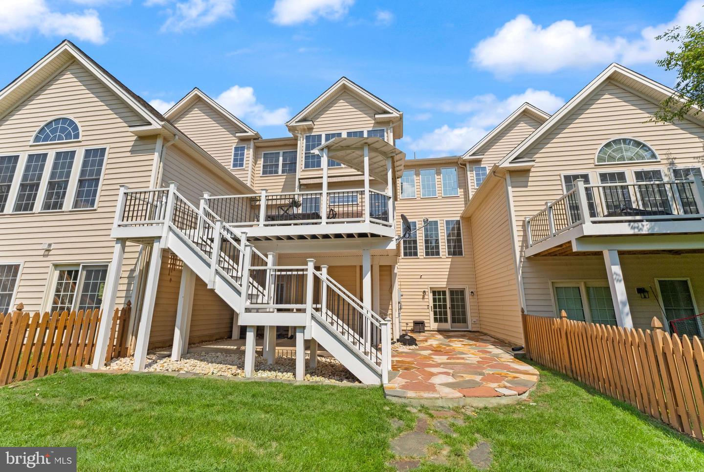 5704 WHEELWRIGHT WAY, HAYMARKET, Virginia 20169, 3 Bedrooms Bedrooms, ,3 BathroomsBathrooms,Residential,For sale,5704 WHEELWRIGHT WAY,VAPW2100684 MLS # VAPW2100684