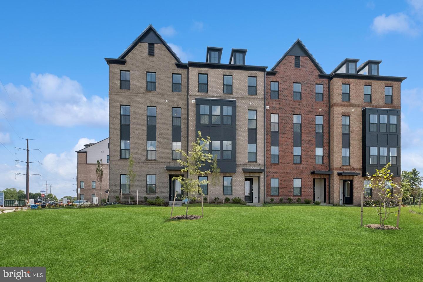 4813 BAUHAUS SQ #LOT 113, CHANTILLY, Virginia 20151, 3 Bedrooms Bedrooms, ,2 BathroomsBathrooms,Residential,For sale,4813 BAUHAUS SQ #LOT 113,VAFX2259206 MLS # VAFX2259206