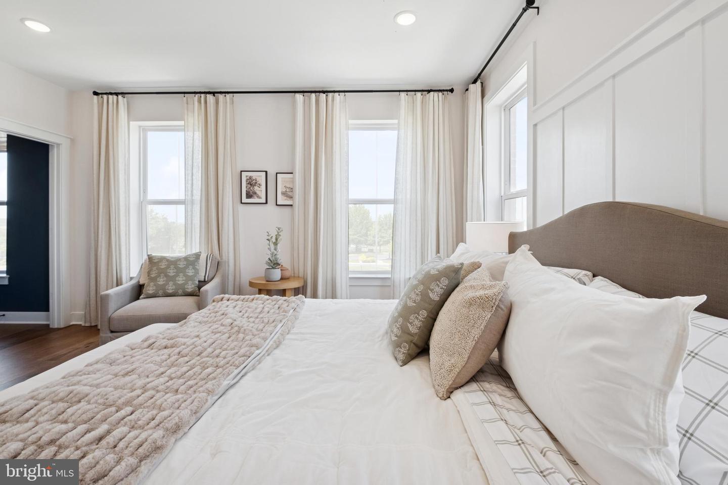 4813 BAUHAUS SQ #LOT 113, CHANTILLY, Virginia 20151, 3 Bedrooms Bedrooms, ,2 BathroomsBathrooms,Residential,For sale,4813 BAUHAUS SQ #LOT 113,VAFX2259206 MLS # VAFX2259206