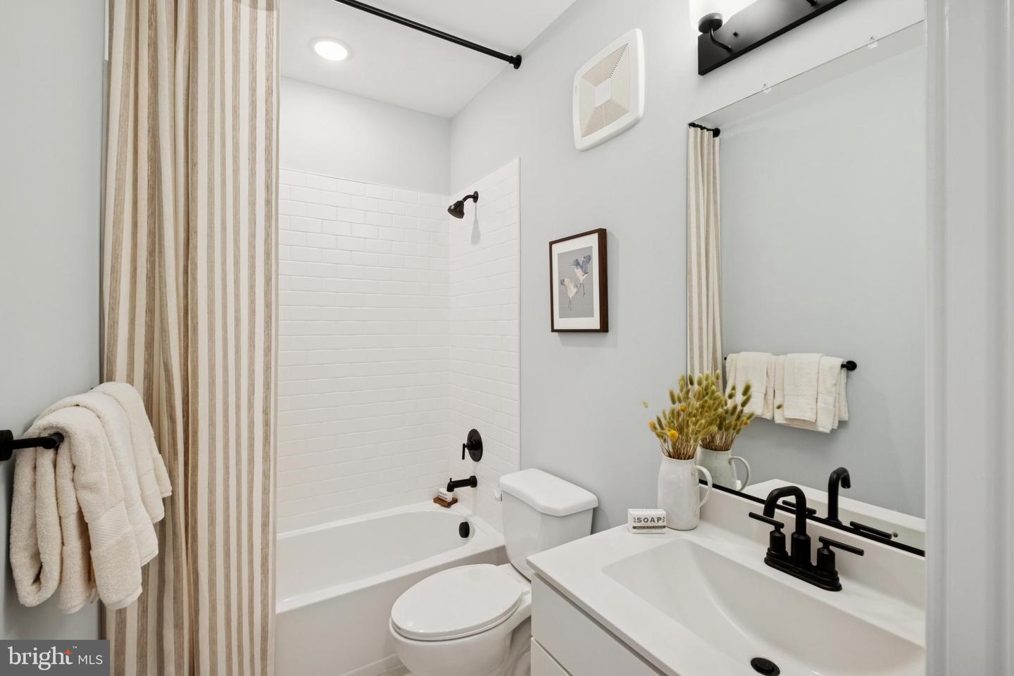 4813 BAUHAUS SQ #LOT 113, CHANTILLY, Virginia 20151, 3 Bedrooms Bedrooms, ,2 BathroomsBathrooms,Residential,For sale,4813 BAUHAUS SQ #LOT 113,VAFX2259206 MLS # VAFX2259206