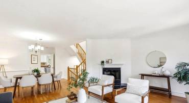 695 W GLEBE RD, ALEXANDRIA, Virginia 22305, 3 Bedrooms Bedrooms, ,4 BathroomsBathrooms,Residential,For sale,695 W GLEBE RD,VAAX2048200 MLS # VAAX2048200