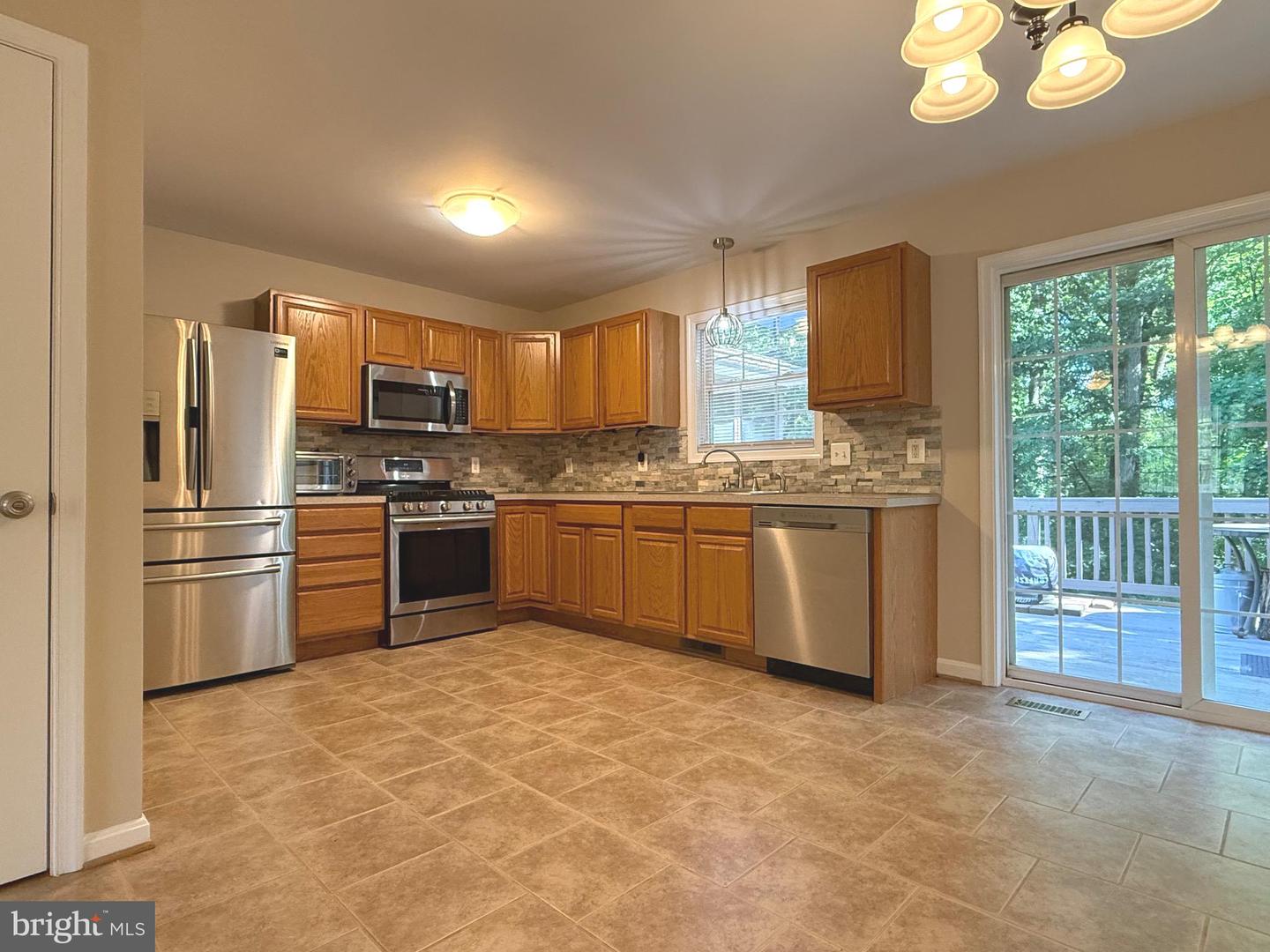 273 PETTIT PL, LOUISA, Virginia 23093, 4 Bedrooms Bedrooms, ,2 BathroomsBathrooms,Residential,For sale,273 PETTIT PL,VALA2008384 MLS # VALA2008384