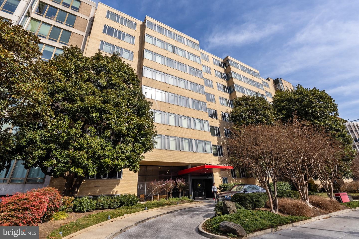 1711 MASSACHUSETTS AVE NW #817, WASHINGTON, District Of Columbia 20036, 1 Bedroom Bedrooms, ,1 BathroomBathrooms,Residential,For sale,1711 MASSACHUSETTS AVE NW #817,DCDC2213576 MLS # DCDC2213576