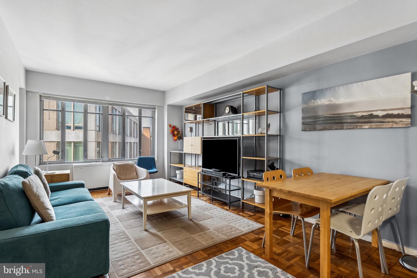 1711 MASSACHUSETTS AVE NW #817, WASHINGTON, District Of Columbia 20036, 1 Bedroom Bedrooms, ,1 BathroomBathrooms,Residential,For sale,1711 MASSACHUSETTS AVE NW #817,DCDC2213576 MLS # DCDC2213576