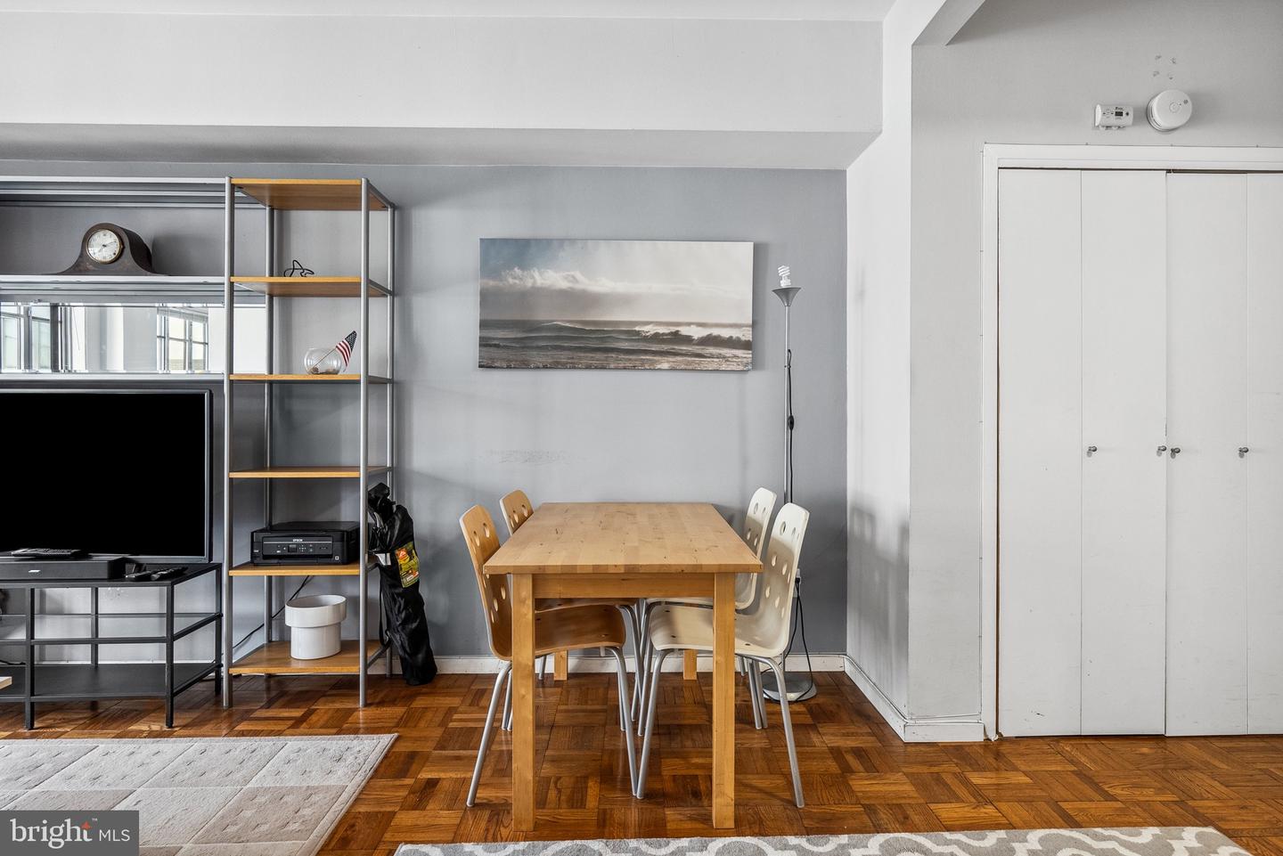 1711 MASSACHUSETTS AVE NW #817, WASHINGTON, District Of Columbia 20036, 1 Bedroom Bedrooms, ,1 BathroomBathrooms,Residential,For sale,1711 MASSACHUSETTS AVE NW #817,DCDC2213576 MLS # DCDC2213576