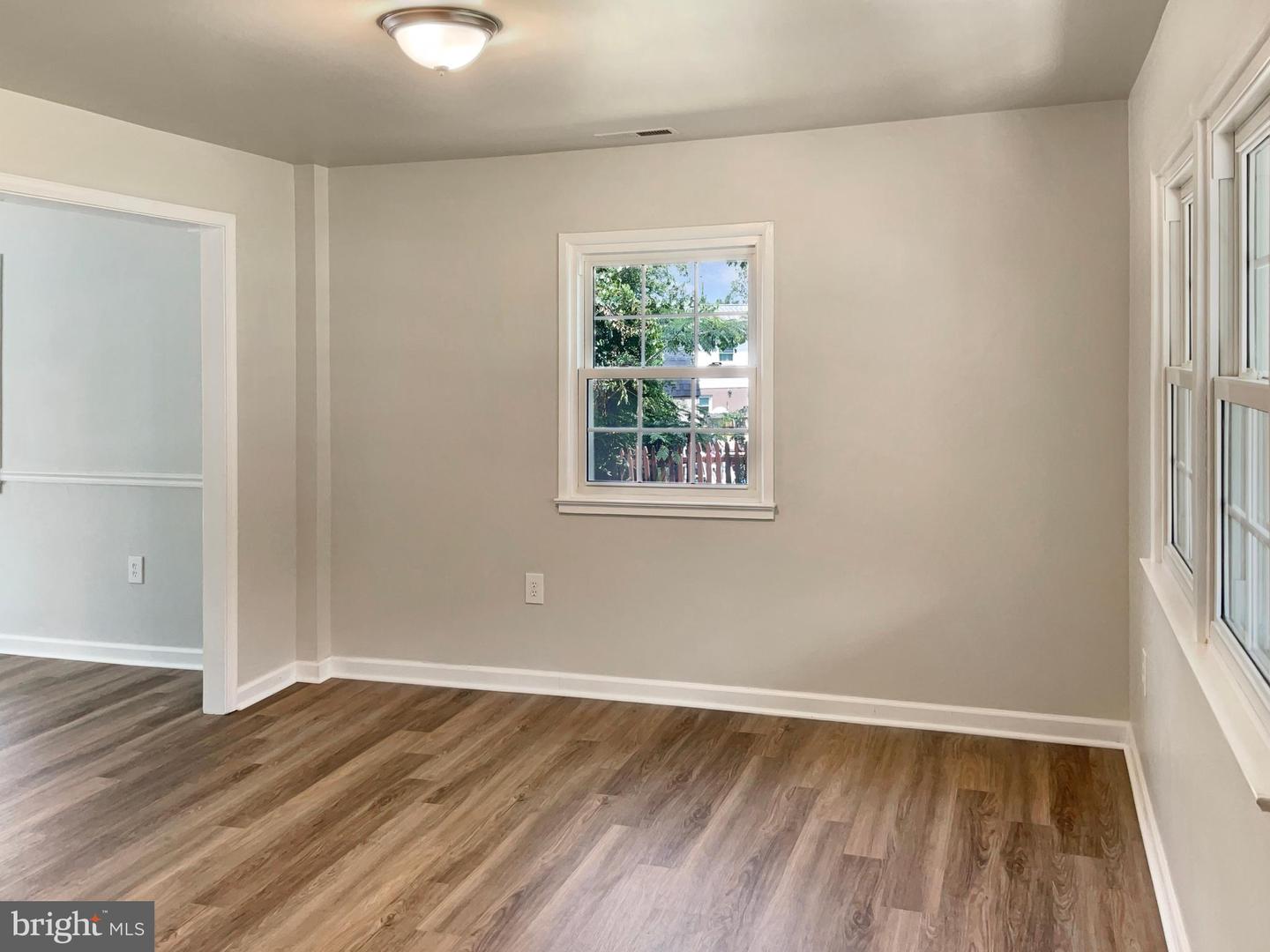 4160 NICHOLS CT, DUMFRIES, Virginia 22026, 4 Bedrooms Bedrooms, ,2 BathroomsBathrooms,Residential,For sale,4160 NICHOLS CT,VAPW2100720 MLS # VAPW2100720