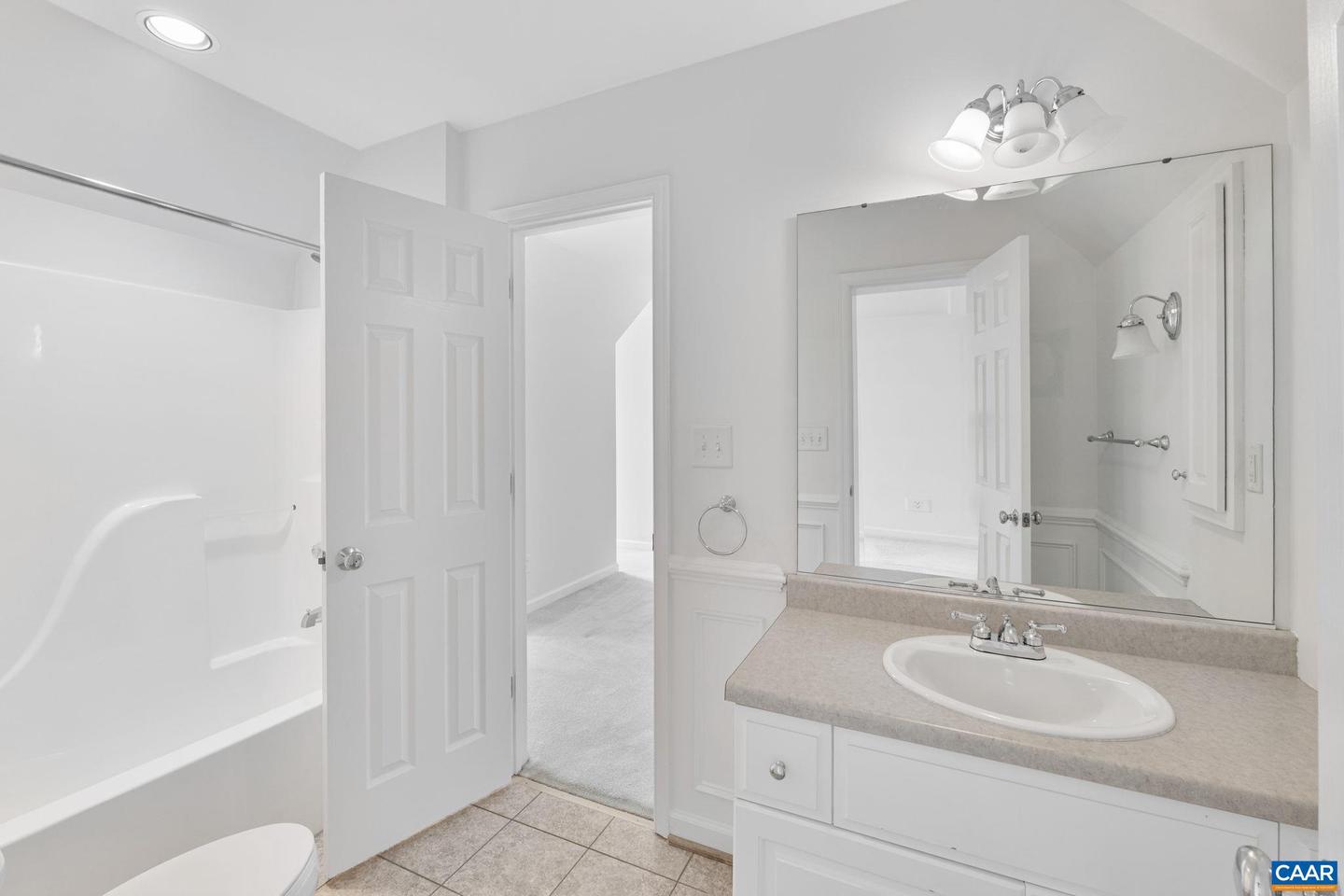 1293 STILL MEADOW AVE, CHARLOTTESVILLE, Virginia 22901, 5 Bedrooms Bedrooms, ,4 BathroomsBathrooms,Residential,For sale,1293 STILL MEADOW AVE,667447 MLS # 667447