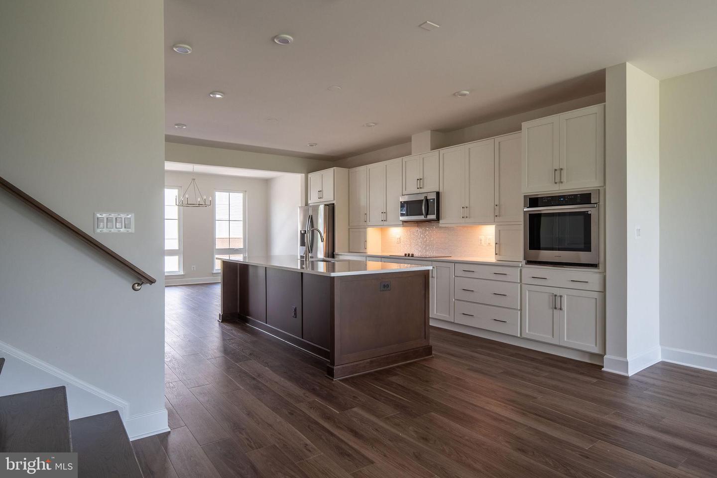 647 ANGELFISH WAY, WOODBRIDGE, Virginia 22191, 3 Bedrooms Bedrooms, ,3 BathroomsBathrooms,Residential,For sale,647 ANGELFISH WAY,VAPW2100734 MLS # VAPW2100734