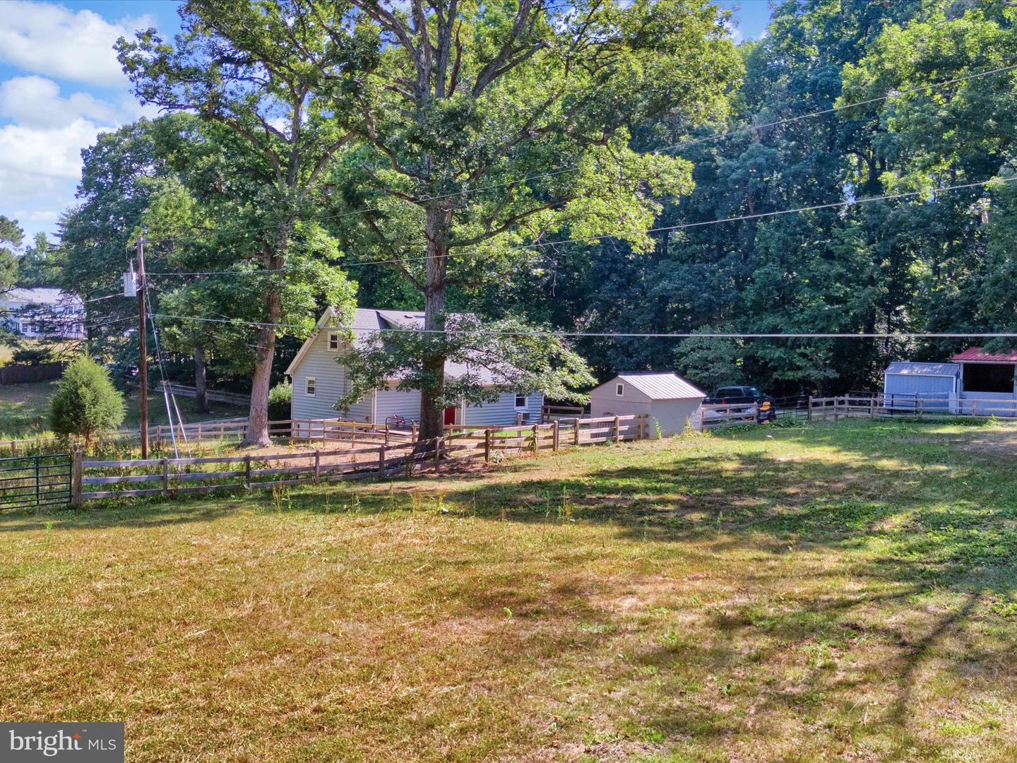 2556 MOUNTAIN VIEW RD, POWHATAN, Virginia 23139, 4 Bedrooms Bedrooms, ,1 BathroomBathrooms,Residential,For sale,2556 MOUNTAIN VIEW RD,VAPN2000096 MLS # VAPN2000096