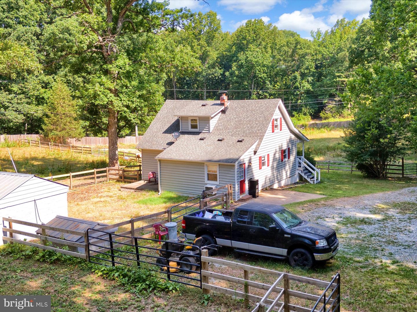 2556 MOUNTAIN VIEW RD, POWHATAN, Virginia 23139, 4 Bedrooms Bedrooms, ,1 BathroomBathrooms,Residential,For sale,2556 MOUNTAIN VIEW RD,VAPN2000096 MLS # VAPN2000096