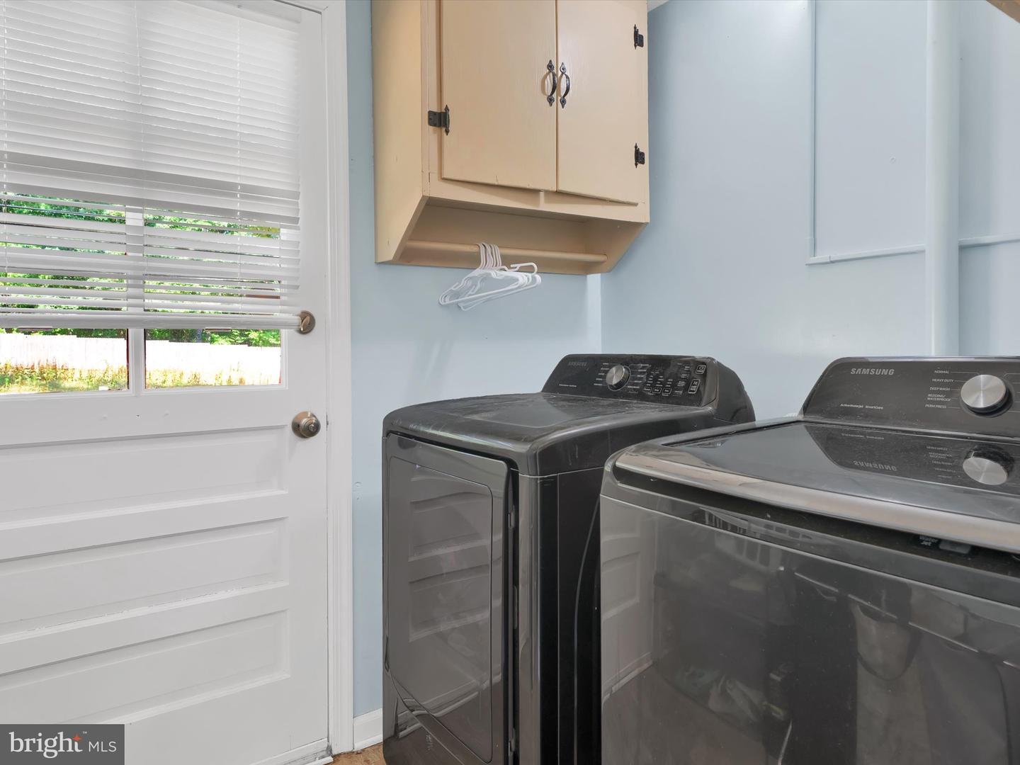 2556 MOUNTAIN VIEW RD, POWHATAN, Virginia 23139, 4 Bedrooms Bedrooms, ,1 BathroomBathrooms,Residential,For sale,2556 MOUNTAIN VIEW RD,VAPN2000096 MLS # VAPN2000096