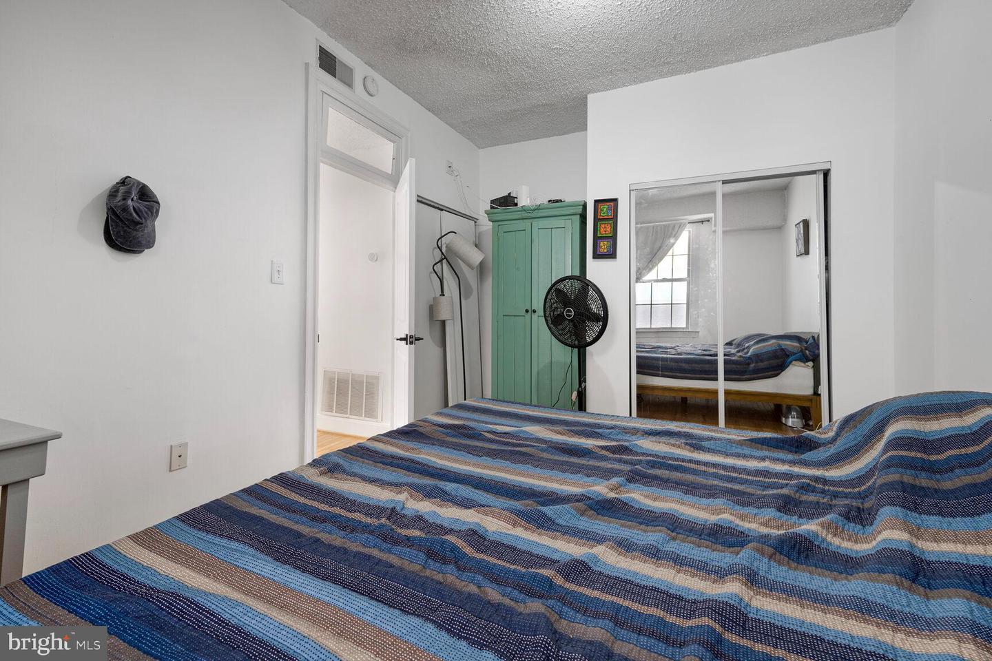 1401 COLUMBIA RD NW #213, WASHINGTON, District Of Columbia 20009, 2 Bedrooms Bedrooms, ,1 BathroomBathrooms,Residential,For sale,1401 COLUMBIA RD NW #213,DCDC2206130 MLS # DCDC2206130