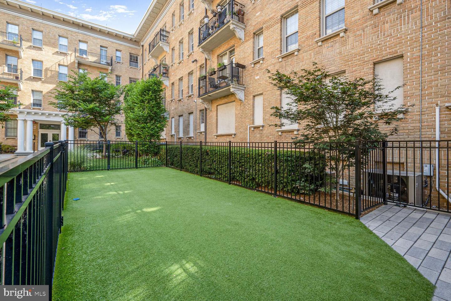 1401 COLUMBIA RD NW #213, WASHINGTON, District Of Columbia 20009, 2 Bedrooms Bedrooms, ,1 BathroomBathrooms,Residential,For sale,1401 COLUMBIA RD NW #213,DCDC2206130 MLS # DCDC2206130