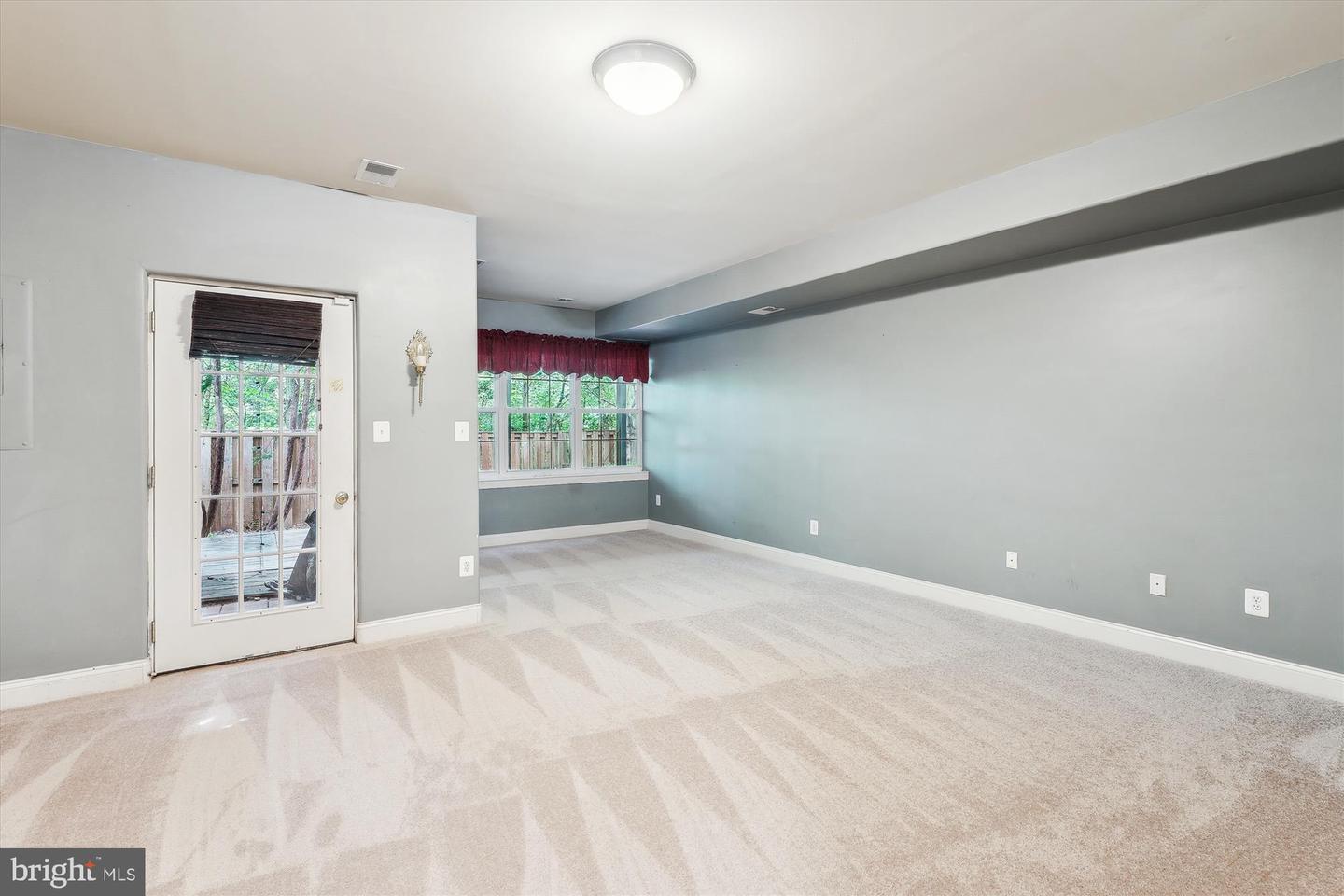 8715 CHORLEY WAY, BRISTOW, Virginia 20136, 3 Bedrooms Bedrooms, ,2 BathroomsBathrooms,Residential,For sale,8715 CHORLEY WAY,VAPW2098356 MLS # VAPW2098356