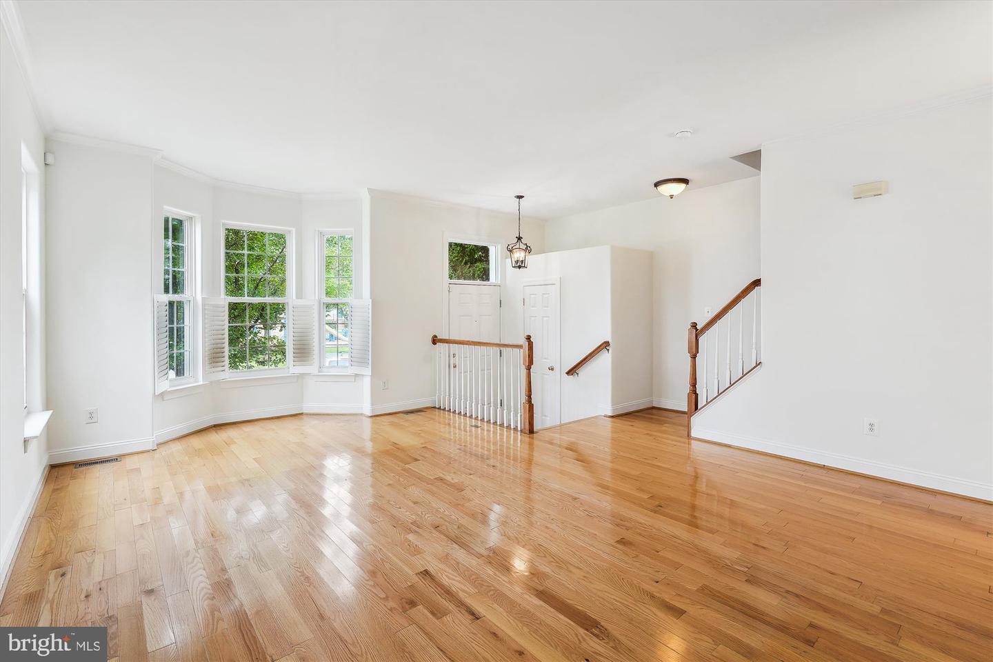 8715 CHORLEY WAY, BRISTOW, Virginia 20136, 3 Bedrooms Bedrooms, ,2 BathroomsBathrooms,Residential,For sale,8715 CHORLEY WAY,VAPW2098356 MLS # VAPW2098356