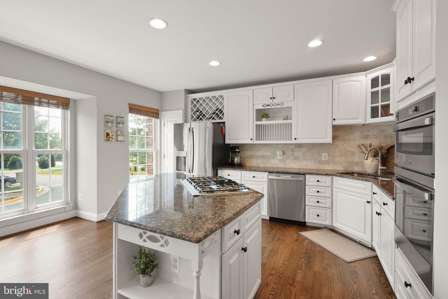 14398 VERDE PL, HAYMARKET, Virginia 20169, 4 Bedrooms Bedrooms, ,3 BathroomsBathrooms,Residential,For sale,14398 VERDE PL,VAPW2099658 MLS # VAPW2099658