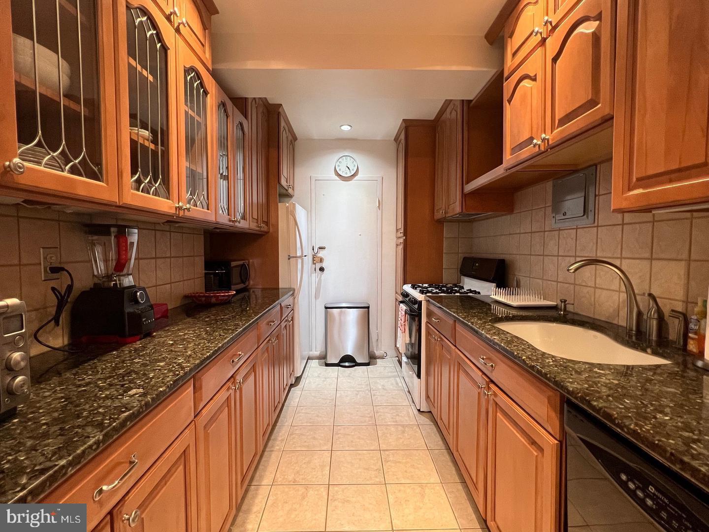 4201 CATHEDRAL AVE NW #1121E, WASHINGTON, District Of Columbia 20016, 1 Bedroom Bedrooms, ,1 BathroomBathrooms,Residential,For sale,4201 CATHEDRAL AVE NW #1121E,DCDC2211314 MLS # DCDC2211314
