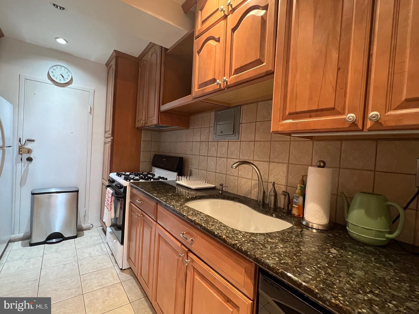 4201 CATHEDRAL AVE NW #1121E, WASHINGTON, District Of Columbia 20016, 1 Bedroom Bedrooms, ,1 BathroomBathrooms,Residential,For sale,4201 CATHEDRAL AVE NW #1121E,DCDC2211314 MLS # DCDC2211314