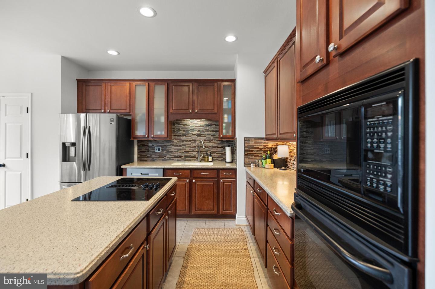 301 OXFORD GLEN CT, PURCELLVILLE, Virginia 20132, 4 Bedrooms Bedrooms, ,3 BathroomsBathrooms,Residential,For sale,301 OXFORD GLEN CT,VALO2102846 MLS # VALO2102846
