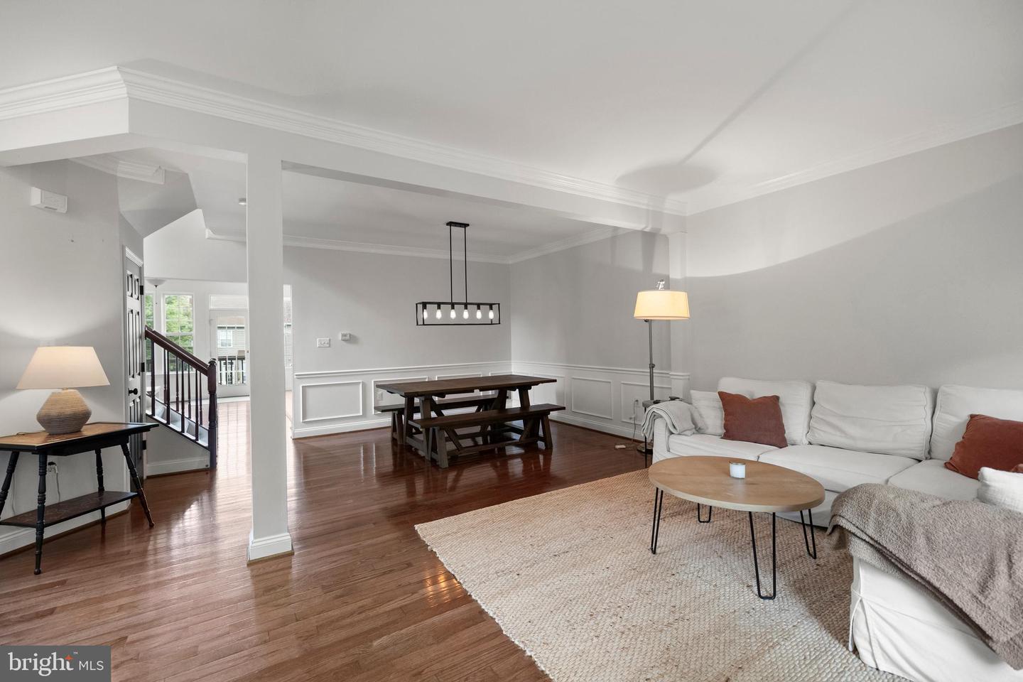 301 OXFORD GLEN CT, PURCELLVILLE, Virginia 20132, 4 Bedrooms Bedrooms, ,3 BathroomsBathrooms,Residential,For sale,301 OXFORD GLEN CT,VALO2102846 MLS # VALO2102846