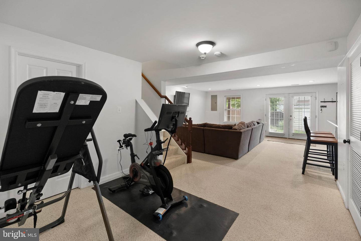 301 OXFORD GLEN CT, PURCELLVILLE, Virginia 20132, 4 Bedrooms Bedrooms, ,3 BathroomsBathrooms,Residential,For sale,301 OXFORD GLEN CT,VALO2102846 MLS # VALO2102846