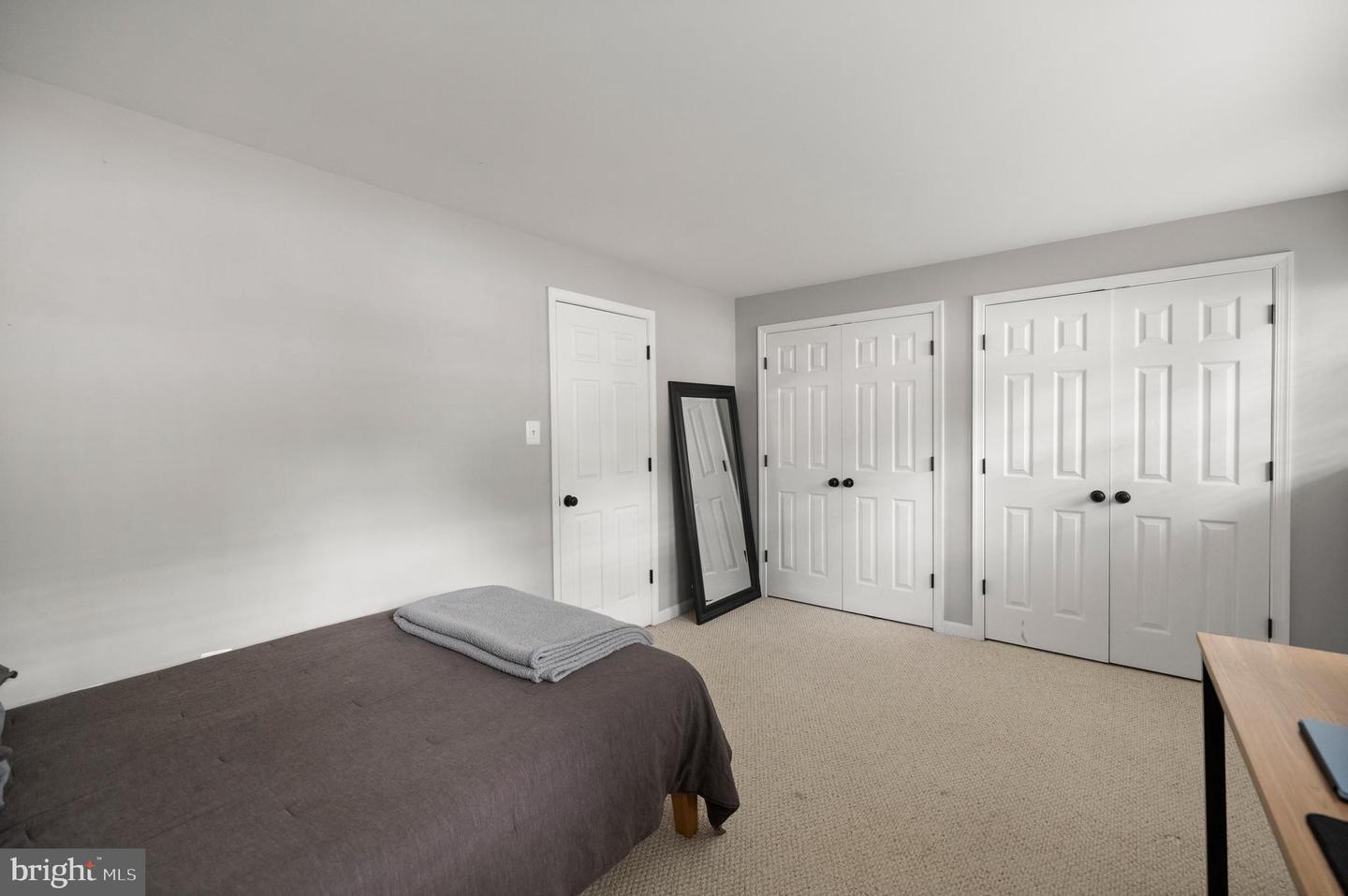 301 OXFORD GLEN CT, PURCELLVILLE, Virginia 20132, 4 Bedrooms Bedrooms, ,3 BathroomsBathrooms,Residential,For sale,301 OXFORD GLEN CT,VALO2102846 MLS # VALO2102846