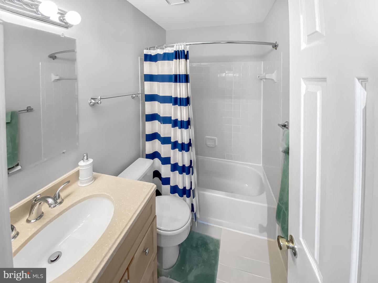 6454 WOODMERE PL, CENTREVILLE, Virginia 20120, 5 Bedrooms Bedrooms, ,3 BathroomsBathrooms,Residential,For sale,6454 WOODMERE PL,VAFX2256730 MLS # VAFX2256730