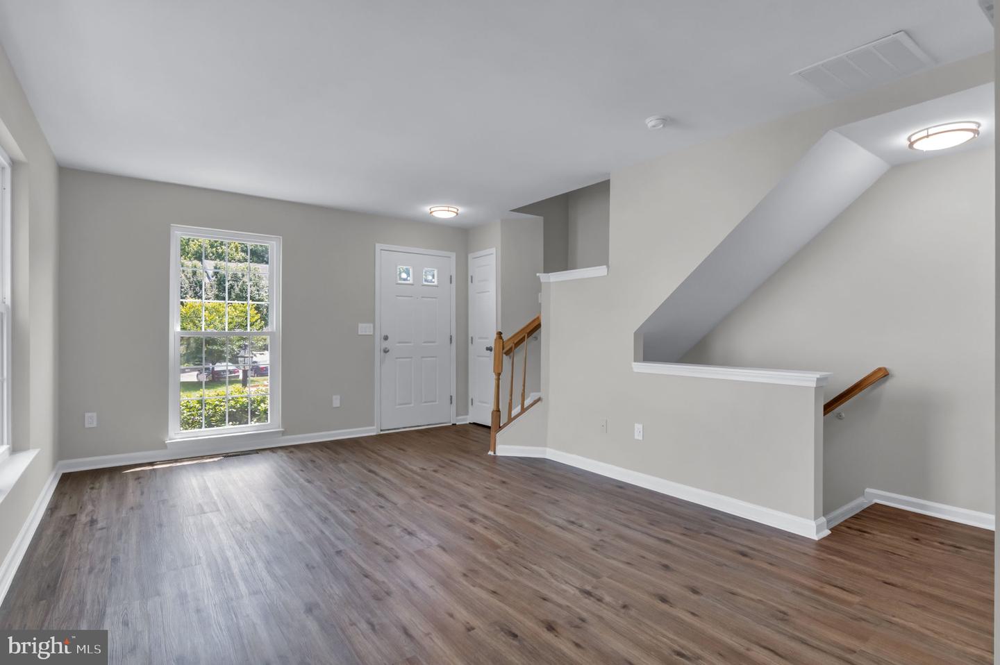 15576 THREE OTTERS PL, MANASSAS, Virginia 20112, 2 Bedrooms Bedrooms, 8 Rooms Rooms,2 BathroomsBathrooms,Residential,For sale,15576 THREE OTTERS PL,VAPW2099710 MLS # VAPW2099710